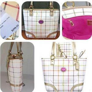 Authentic Coach plaid shoulder bag
