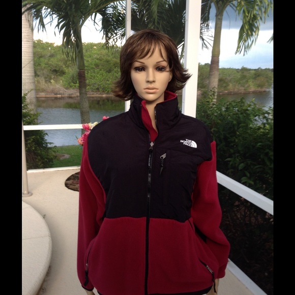 The North Face Jackets & Blazers - 🌺🌴🌺  North Face Jacket 🌺🌴🌺