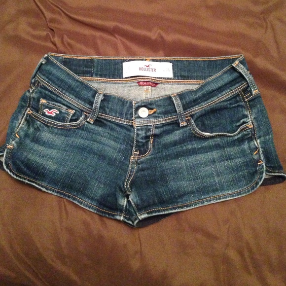 HOLLISTER CALIFORNIA JEAN SHORTS SZ 0  w24