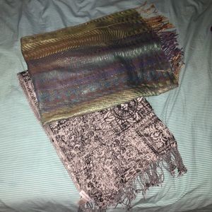 2 stylish scarfs they are beautiful 😻