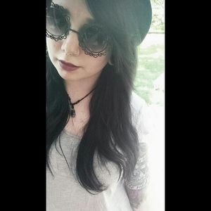 Meet your Posher, Bethünni