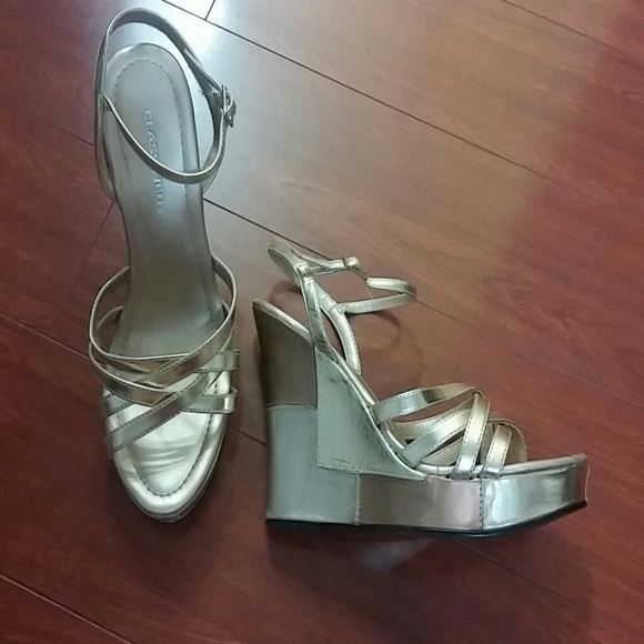 Shoes - Picture 2 of 2