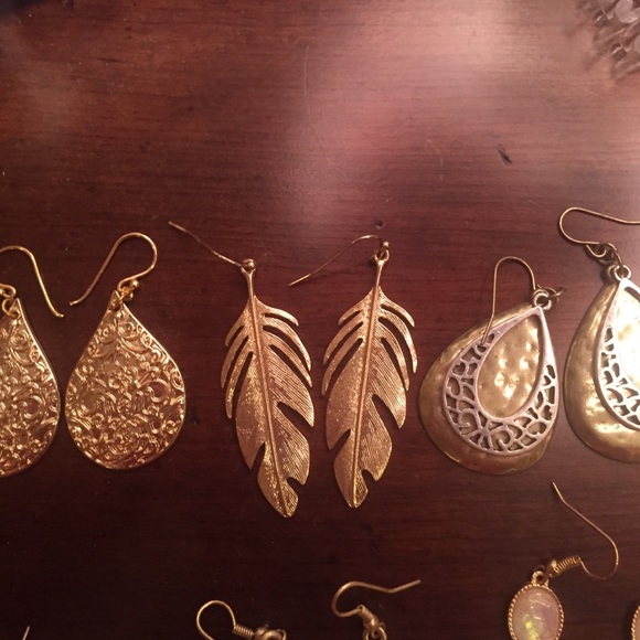 Earring Bundle!!! - Picture 2 of 3