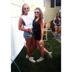 Meet your Posher, Annie