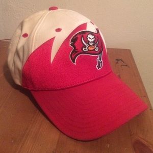 Tampa Bay Buccaneers strap back