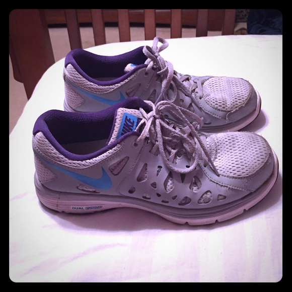 GREAT condition Nike running shoes