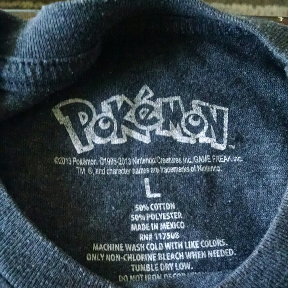 Pikachu Tee - Picture 3 of 3