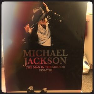 Michael Jackson: The Man in The Mirror
