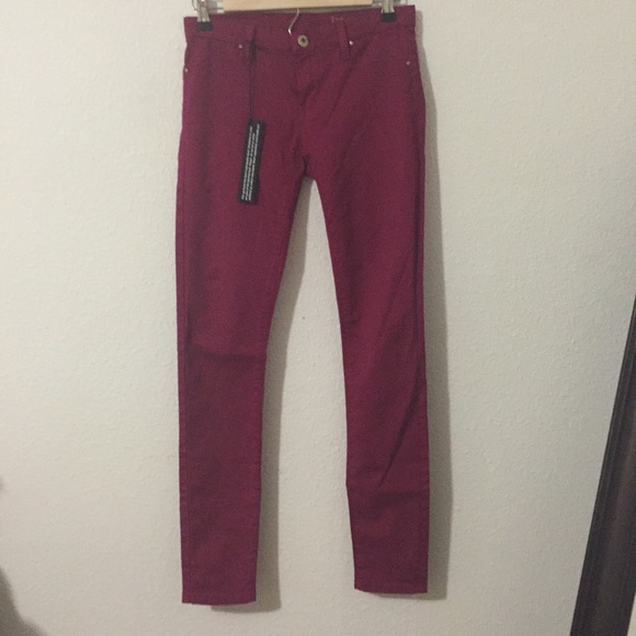 Blank NYC Jeans | the super skinny spray on