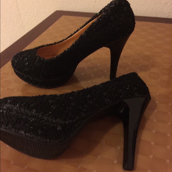Shoe
