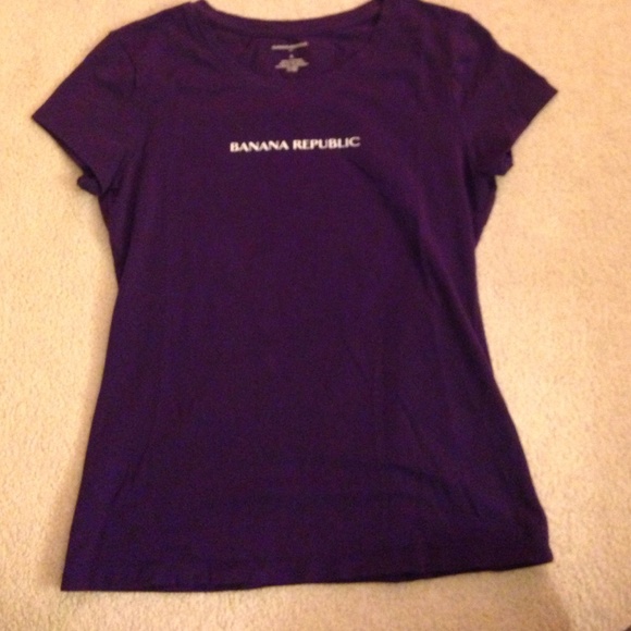 Banana republic tee