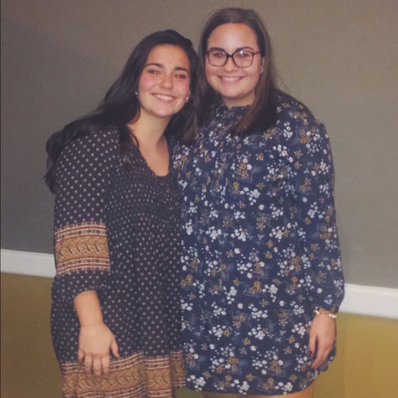 Meet your Posher, Lydia - Picture 3 of 3