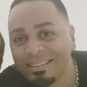 Meet your Posher, Manuel