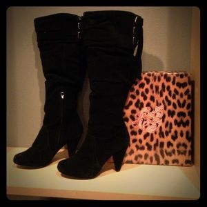 Black suede boots w/ lace up detail