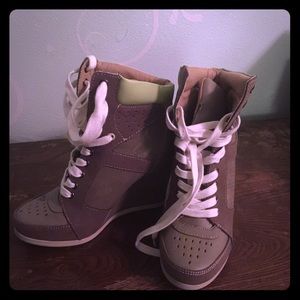 Wedge lace up booties taupe brand new