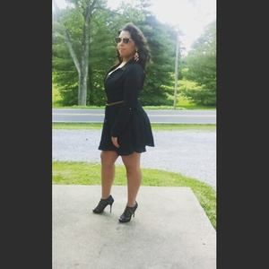 Meet your Posher, Sharon