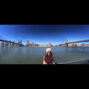 Meet your Posher, Kayla