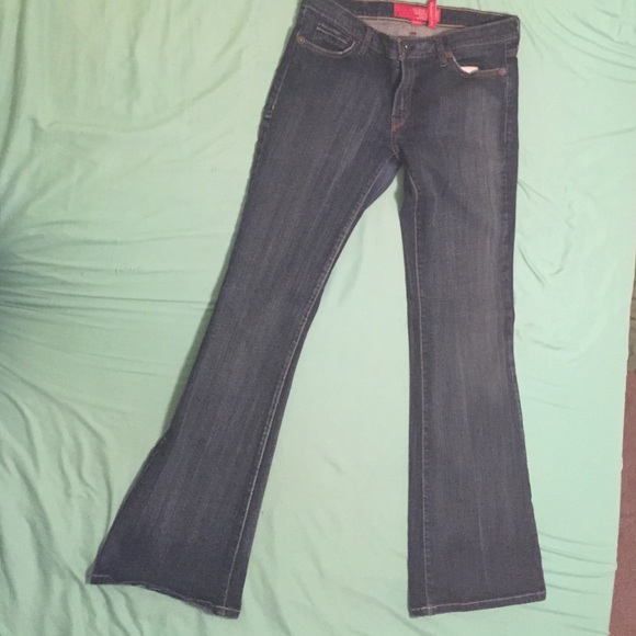 Guess Jeans