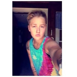 Meet your Posher, Tori