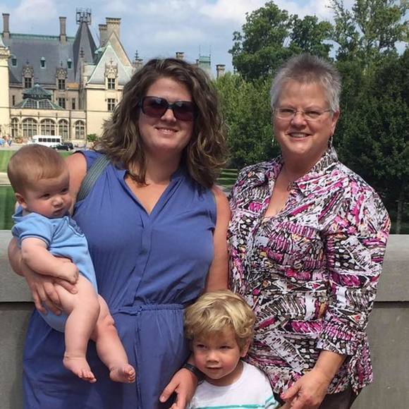 Meet your Posher, Sarah - Picture 1 of 1