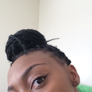 Meet your Posher, Maya