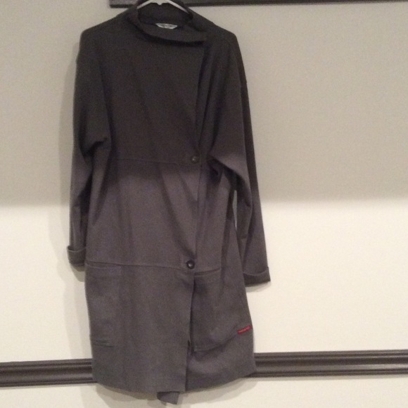 Hard Tail Forever Panel Front Coat