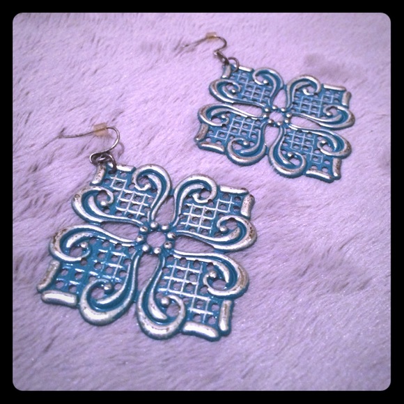 Silver / turquoise hanging earrings 💁🏼