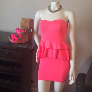 Sexy and bright peplum dress from 2bbebe.