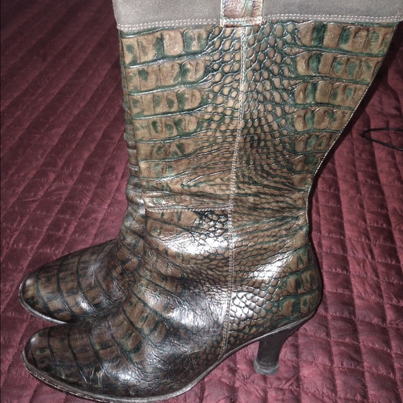 Bolo Alligator Crocodile Print Leather Boots - Picture 2 of 4