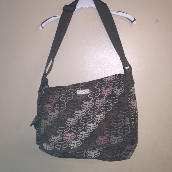 FOX messenger bag🐺