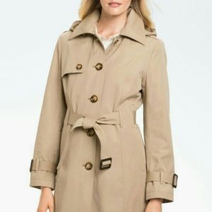 Michael Kors Trench coat in British Khaki