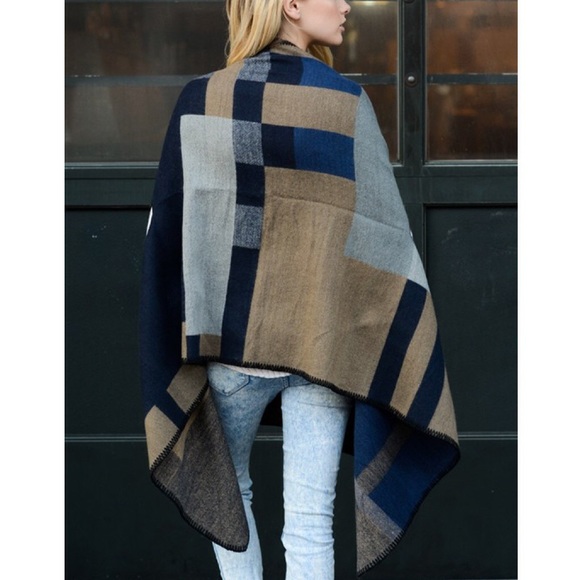 LOWEST Colorblock Cardigan Wrap Poncho - Picture 2 of 2