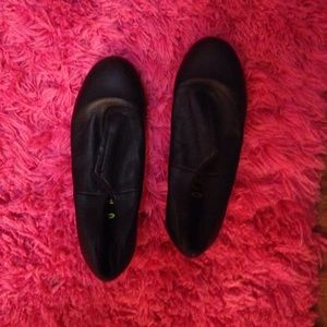 Brand new tap shoes