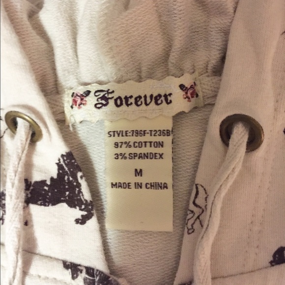 ๐ Short-Sleeve Sweater - Picture 4 of 4