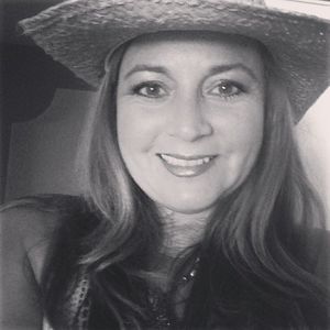 Meet your Posher, Kelli