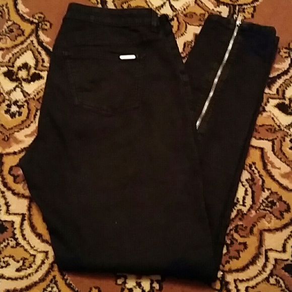 Jennifer Lopez Jennings black size 6S