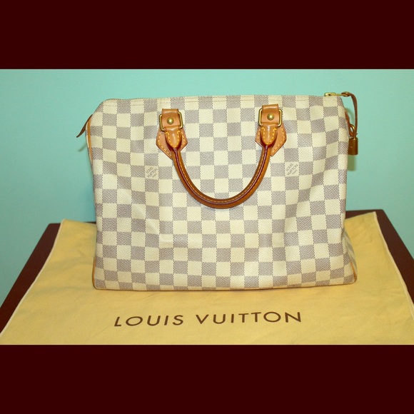 *SOLD* Louis Vuitton Speedy 30