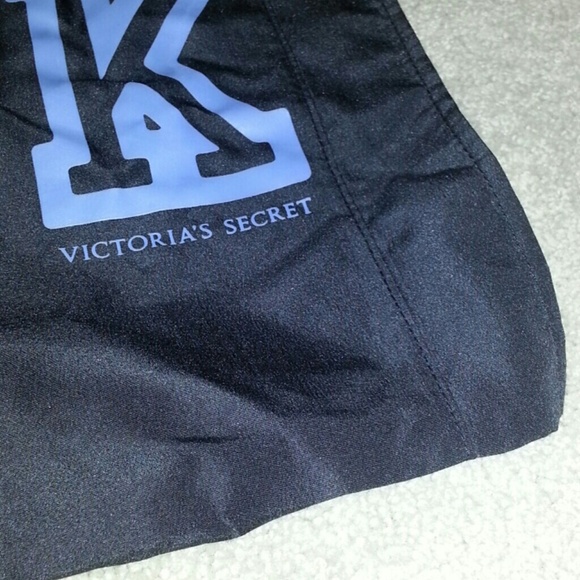 *SOLD*Lightweight bag - Picture 2 of 2