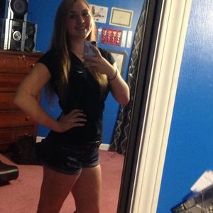 Meet your Posher, Chloe