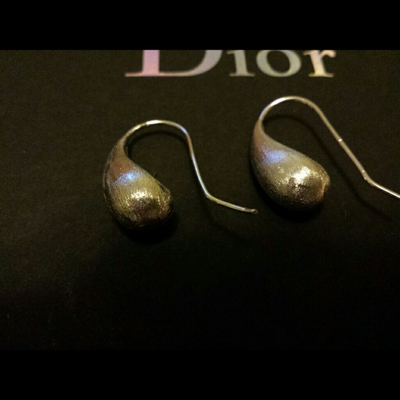 Waterdrop silver ear rings
