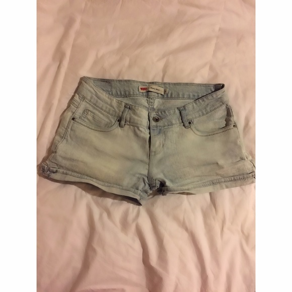 Levi's shorts