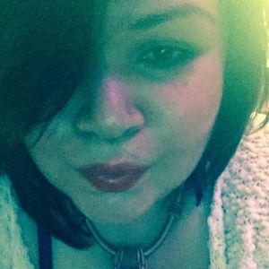 Meet your Posher, Lexlia