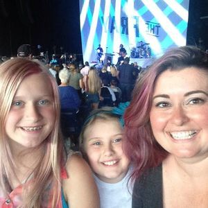 Meet your Posher, Jasmine