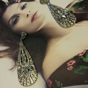 Shinny long silver ear rings