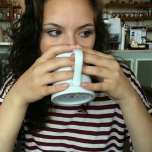 Meet your Posher, Ella