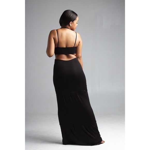 Black Pleated Maxi