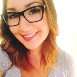 Meet your Posher, Monica