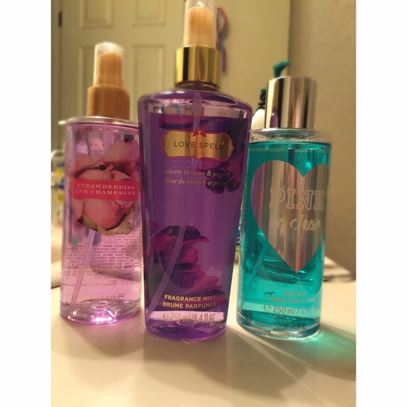 Victoria's Secret Body sprays (3)