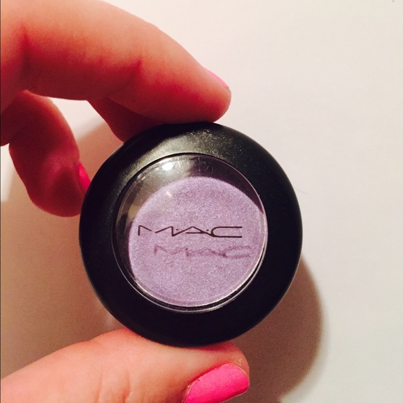 MAC Eyeshadow - Beautiful Iris