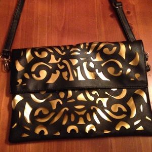 ✨GOLD & BlACK Cross-body/Clutch✨